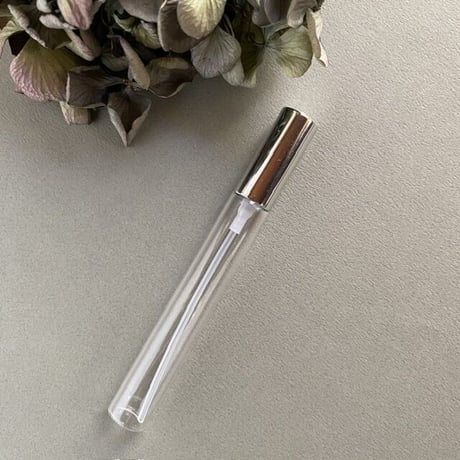 【クリックポスト対応】１０ml ロング シルバーメタルスプレー アトマイザー 日本製 【香水　フレグランス　アロマ　調香　ワークショップ　漏れない】