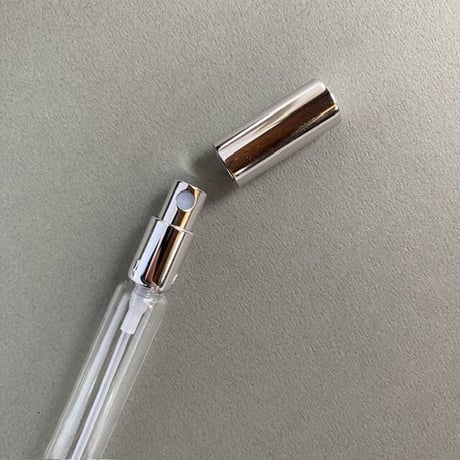 ＜10個以上30%OFF＞１０ml シルバーメタルスプレー アトマイザー（ 10mlロング メタルポンプ）日本製 【店舗用　業務用　販売用　香水　フレグランス　アロマ　漏れない】