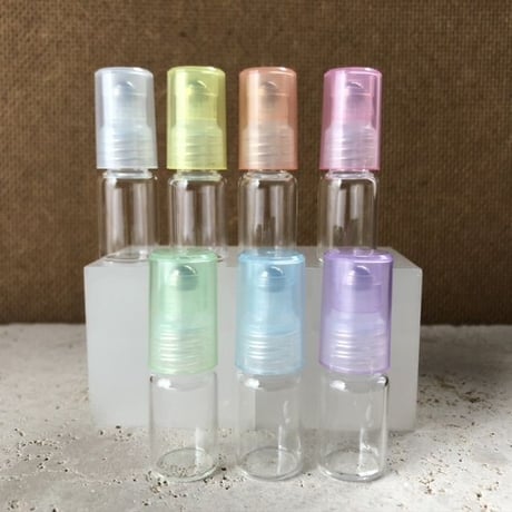 【クリックポスト対応】2.5ml ロールオンボトル　32213　日本製 【メンズ　香水　フレグランス　アロマ　ギフト　小分け　ワークショップ】