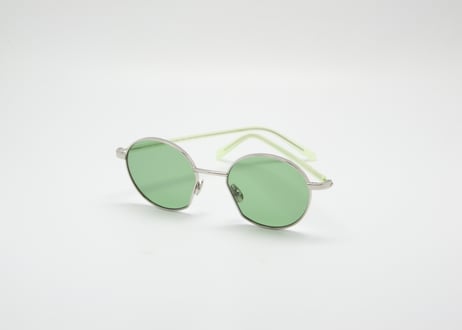 Leo  E28 - green  Lens