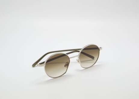 Leo  E52 -brown grad  Lens