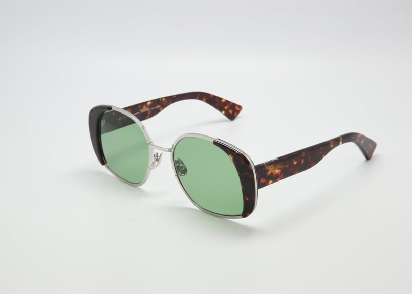 Sara E20 Green Lens | /WAITINGFORTHESUN