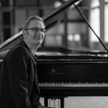 5/17 Henning Schmiedt piano solo 札幌時計台ホール 2026