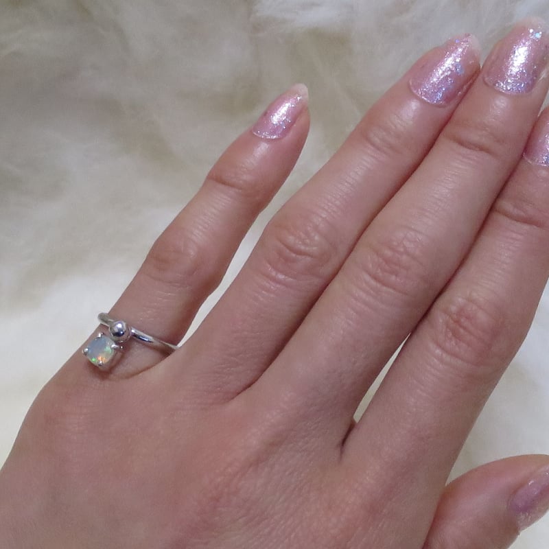シルバー925 オパール ピンキーリング｜ギフト ハピア® | PLAISIR