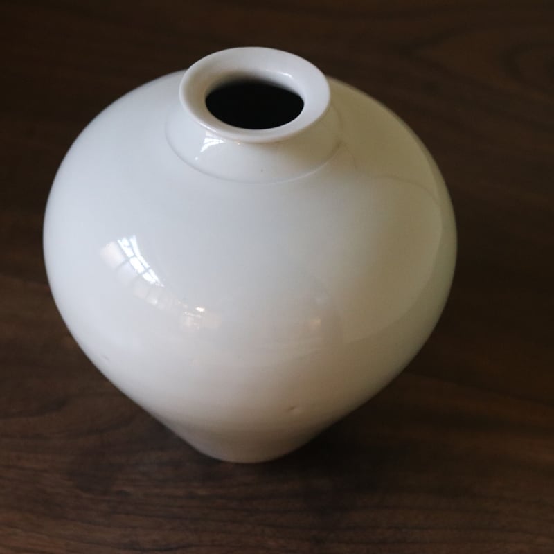 阿南維也 白磁花入 | 丹羽茶舗