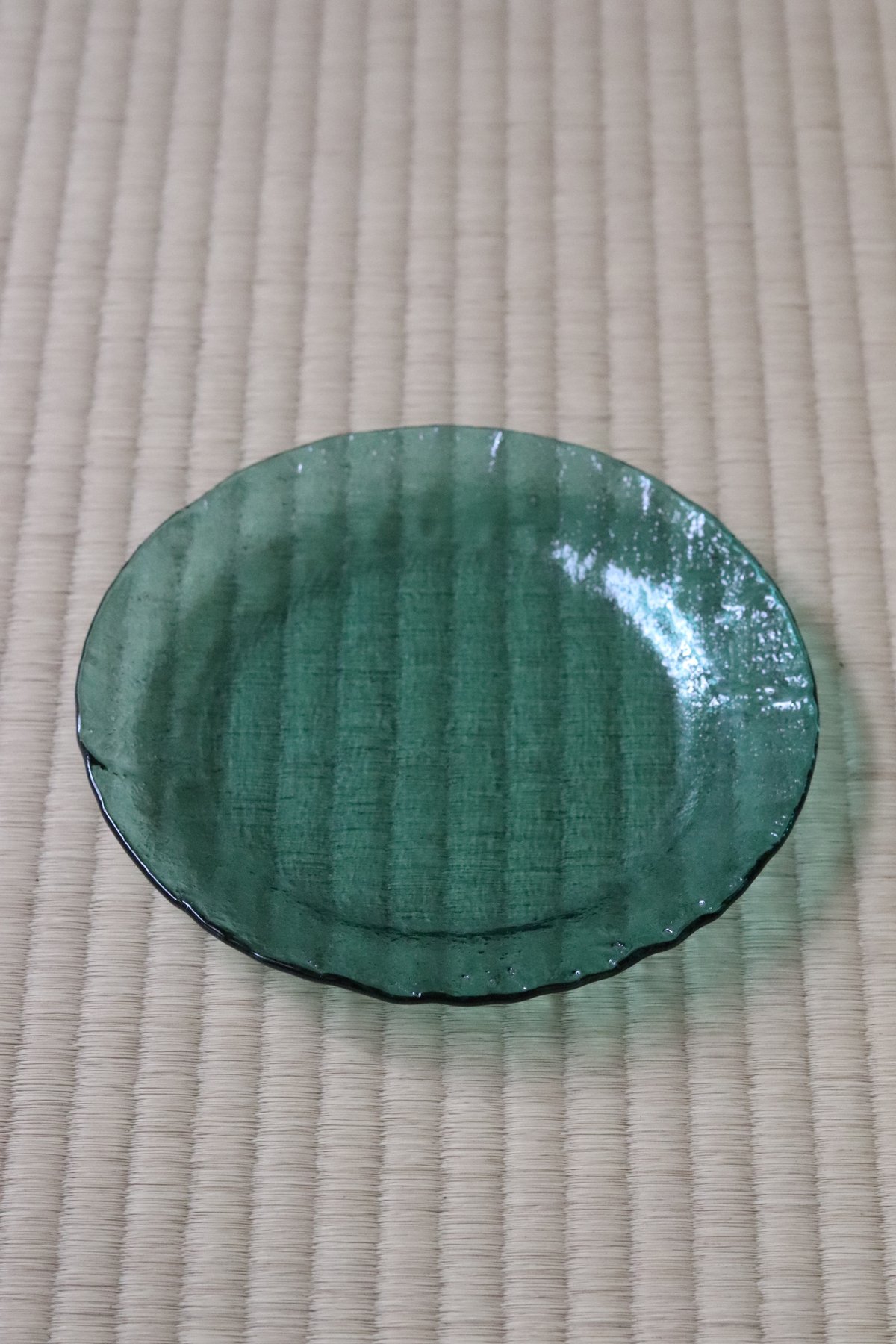 池谷三奈美さんガラスリムプレート器作家