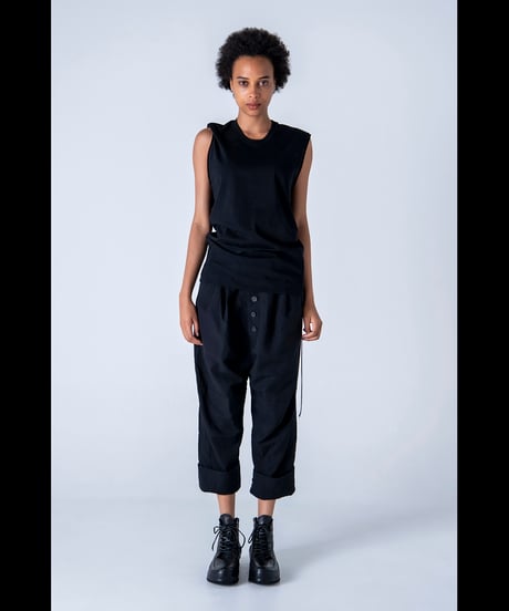 NU-1677 SLEEVELESS BACK PRINT T SHIRT - BLACK
