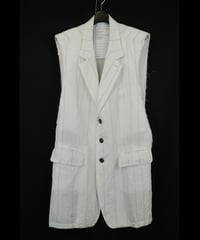 NU-1827 - OVERSIZED SLEEVELESS JACKET - OFF WHITE