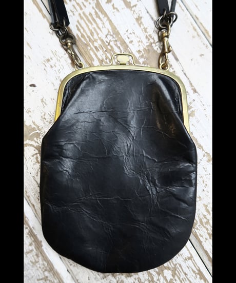 NU-1846 - LEATHER POUCH WITH METAL CLASP "GAMAGUCHI"