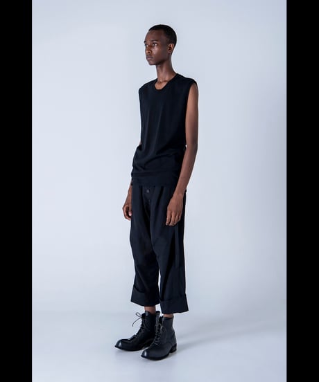 NU-1677 SLEEVELESS BACK PRINT T SHIRT - BLACK