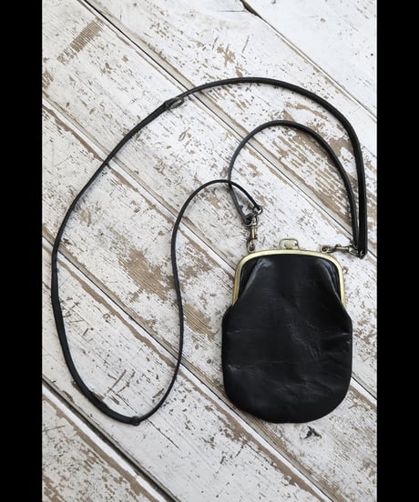 NU-1846 - LEATHER POUCH WITH METAL CLASP "GAMAGUCHI"