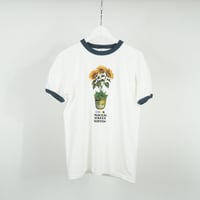 flower tee