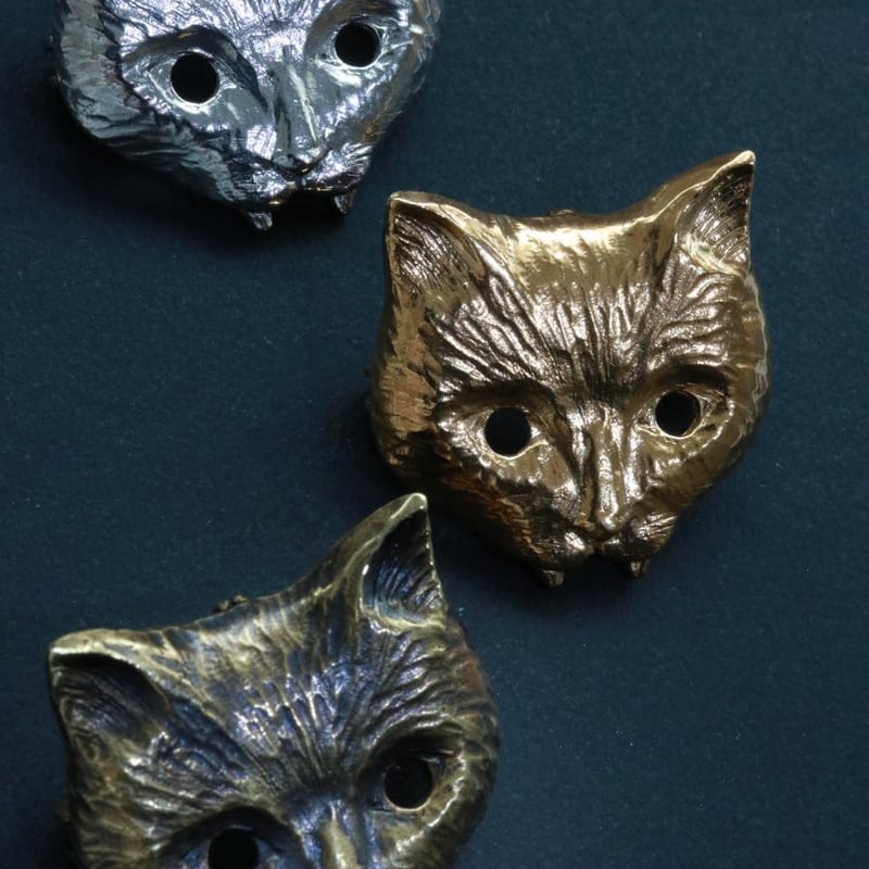 アンティーク　猫のお面 化け猫のお面ブローチ/ペンダント | Lissita
