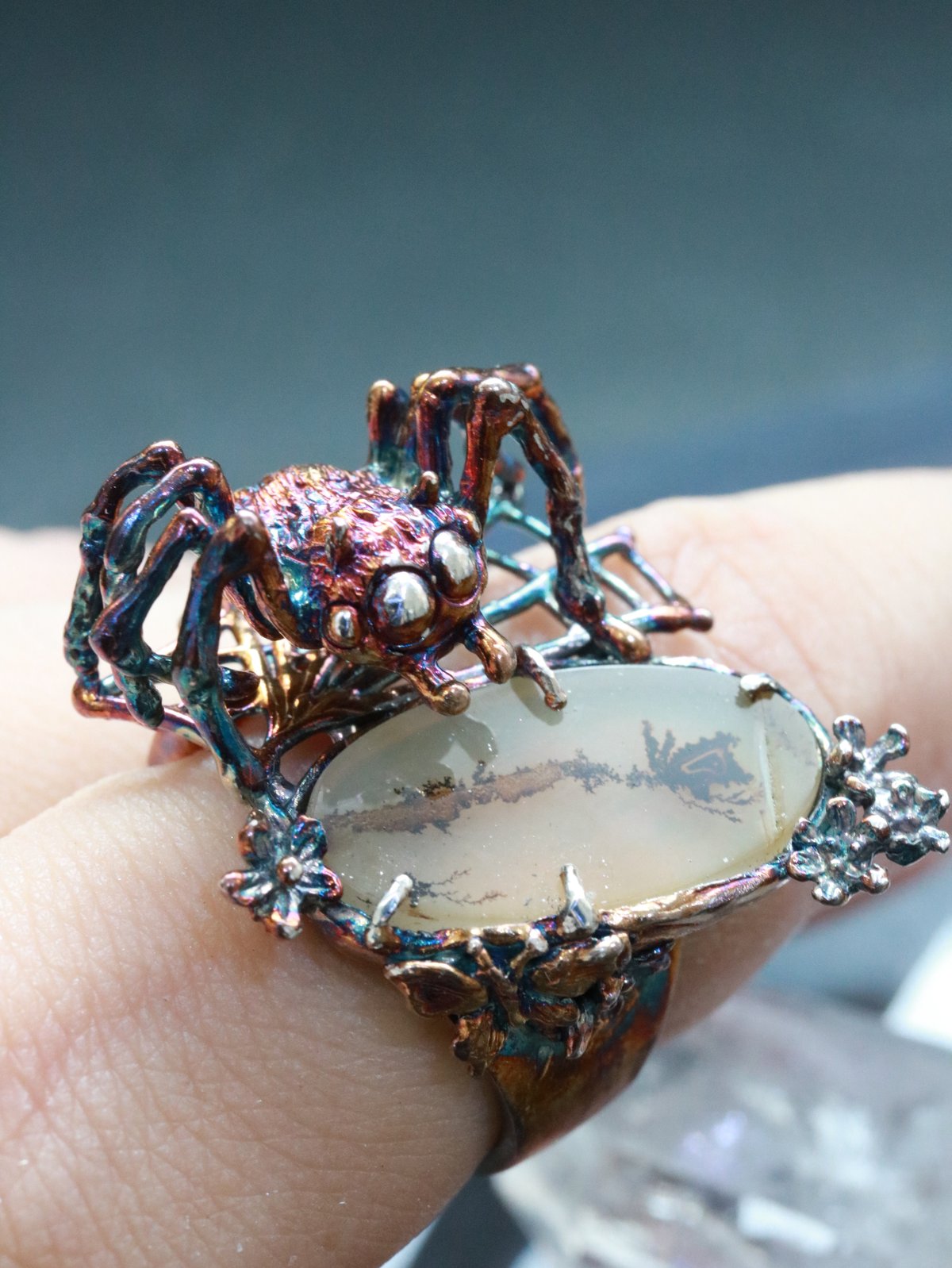 【はくとん( 'ω')ŧ‹\"ŧ‹\"】カーディナルレッドクォーツイヤリング IMG_7680.jpg?v=1716189554&