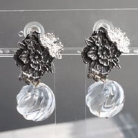 宝相華と蝶のピアス/イヤリング　片耳