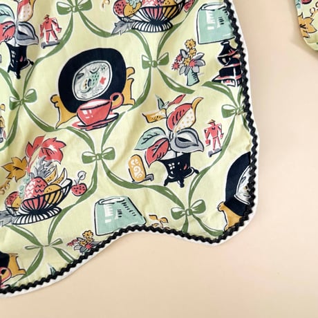 flower apron