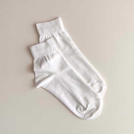 2e CHESTS×MARCOMONDE_BASIC SHORT socks (Green,Pink,L.Beige,White)