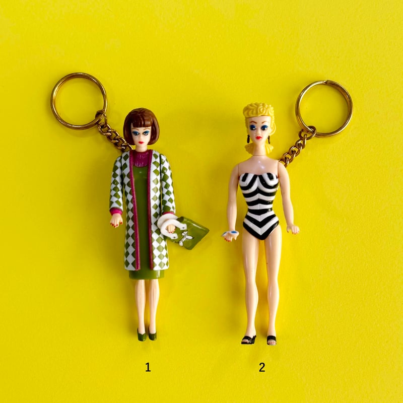 90s Barbie keychain (dead stock) | 2e CHESTS