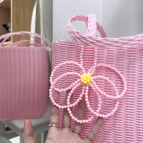 Mikita Kunitsky_Flora Pop (Pink)