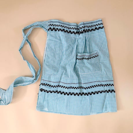 plaid apron