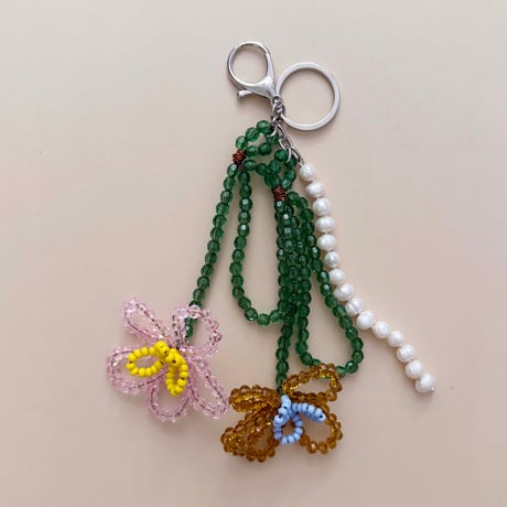 Mikita Kunitsky_Wildflowers Key-Ring