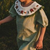 RKO_Linen Dress with Embroidered Reverse Collar (Beige,Green) / 3-4,4-5,5-6,6-7years