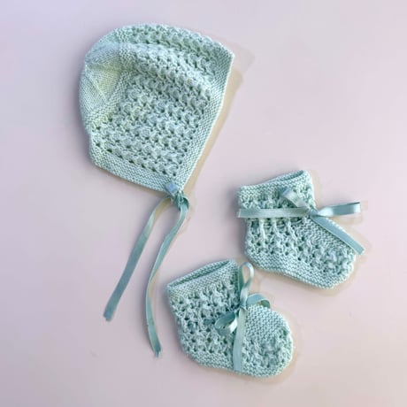 knitting cardigan&hat&booties set