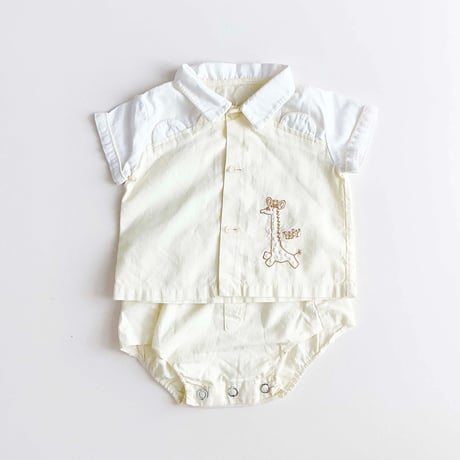 giraffe tops&pants outfit