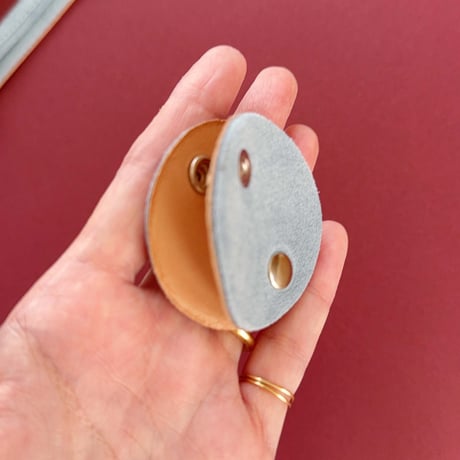 DECO_Scalloped Phonecase (CHAI)