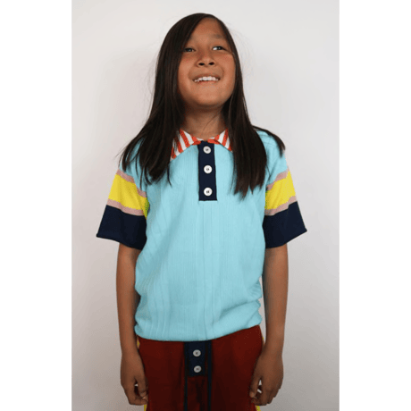 LIGNE NOIRE ENFANTS_ POLO (Light Blue/Red) / 6years