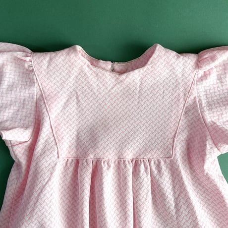 pink dress