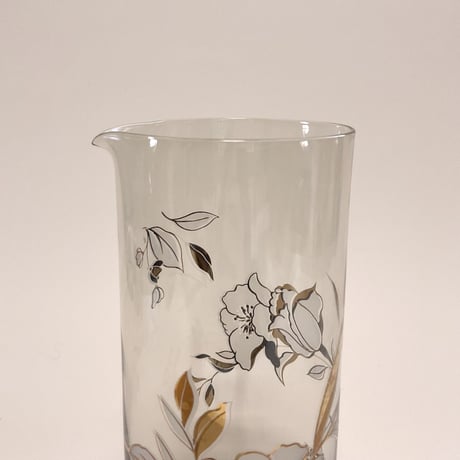flower pitcher