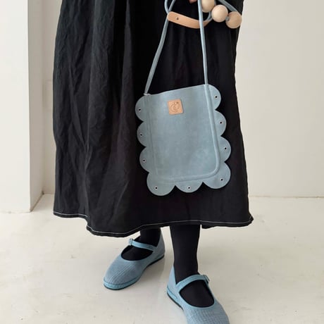 DECO_Scalloped Phonecase (CHAI)
