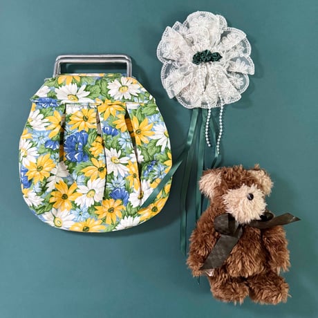 60s daisy bag