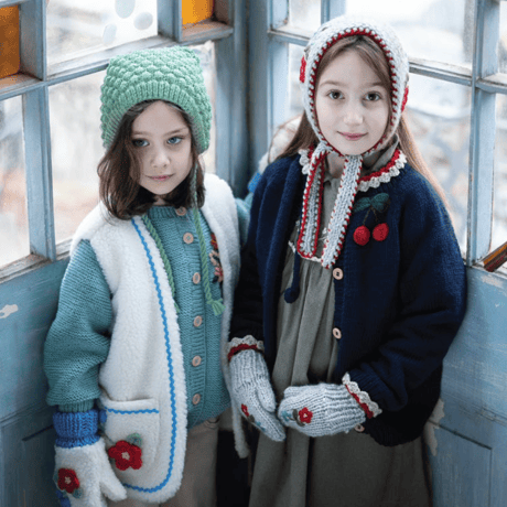 RKO_Floral Fluffy Vest (WHITE/BLUE) / 1-2,3-4years