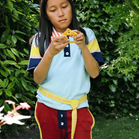 LIGNE NOIRE ENFANTS_ POLO (Light Blue/Red) / 6years