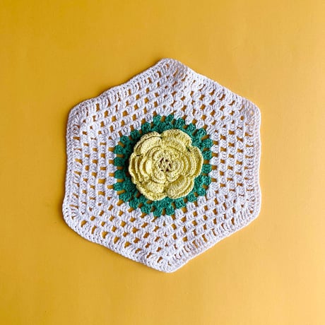 60s crochet mat