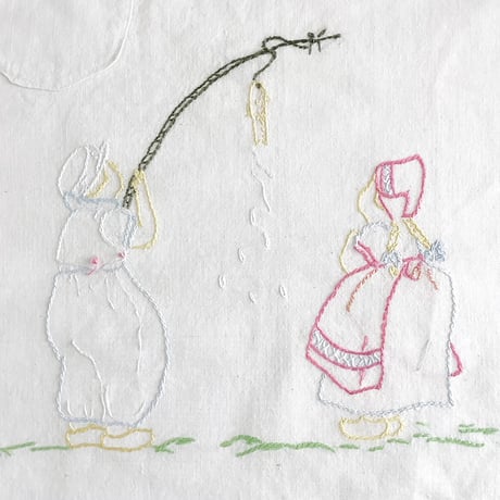embroidery apron