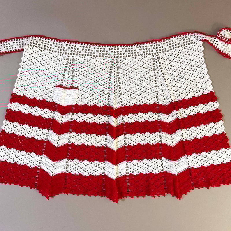 60s crochet apron (Red) | 2e CHESTS