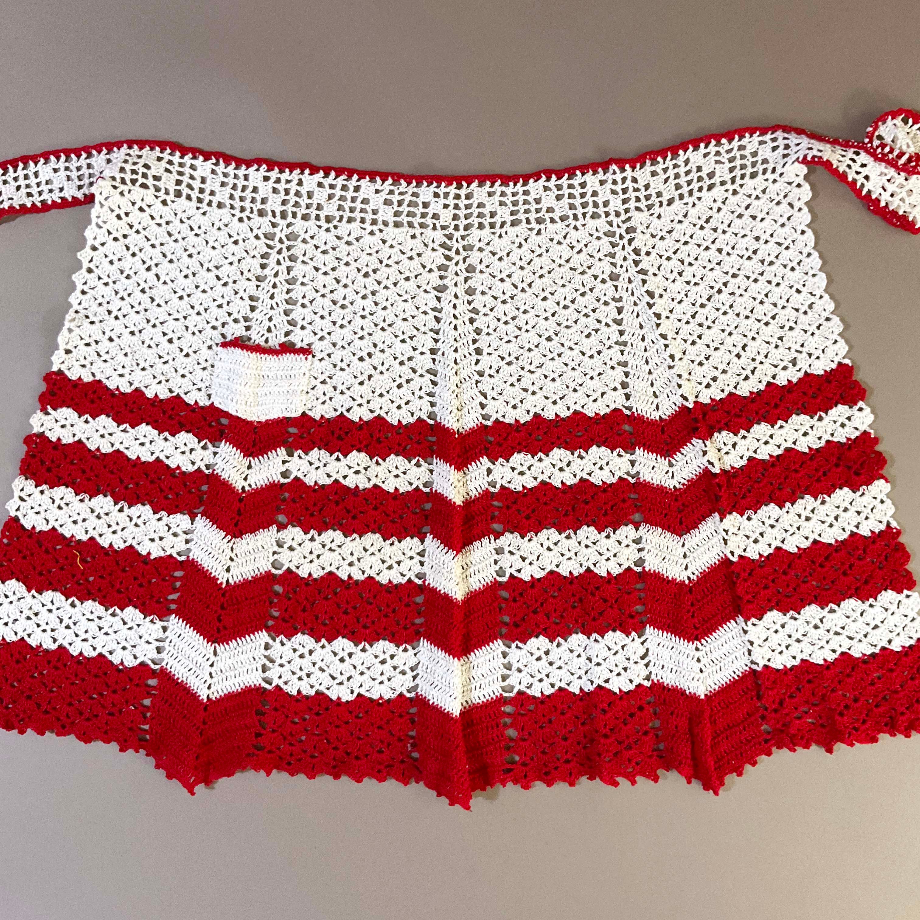 60s crochet apron (Red) | 2e CHESTS
