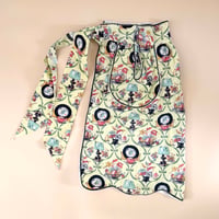 flower apron