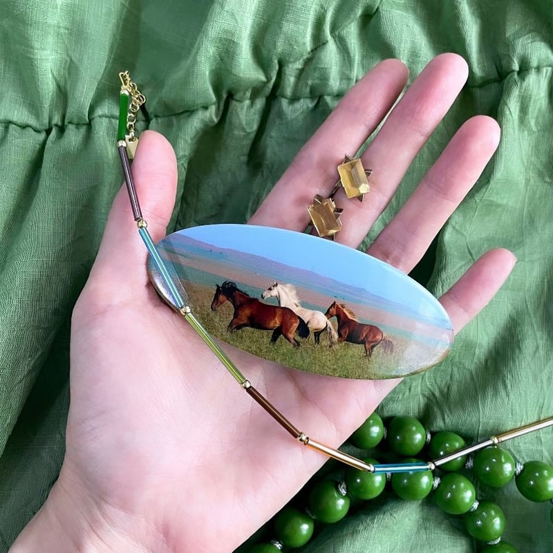 CHUNKS_Horse Girl Barrette | 2e CHESTS CHUNKS_Horse Girl Barrette | 2e CHESTS