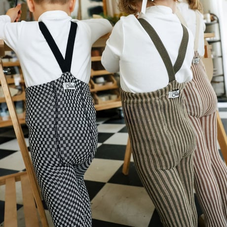 SILLY Silas_Seaweed Brown × Peanut Striped