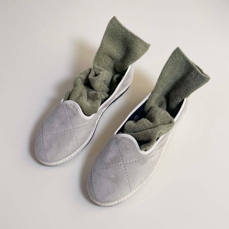 2e CHESTS×MARCOMONDE_MOLE FUR TABI socks (L.Green,Ivory)