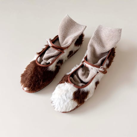 2e CHESTS×MARCOMONDE_MOLE FUR TABI socks (Ivory,Beige,Charcoal)