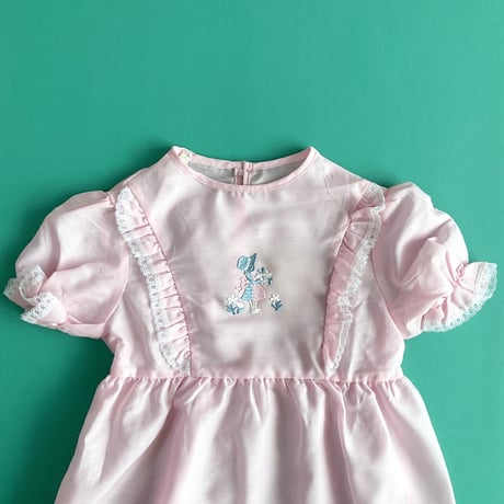 embroidery night dress (dead stock) / 5-6years