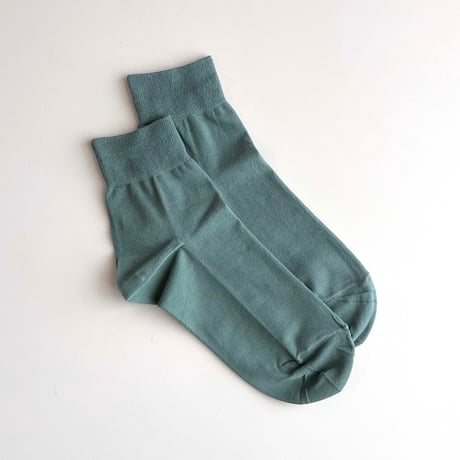 2e CHESTS×MARCOMONDE_BASIC SHORT socks (Green,Pink,L.Beige,White)