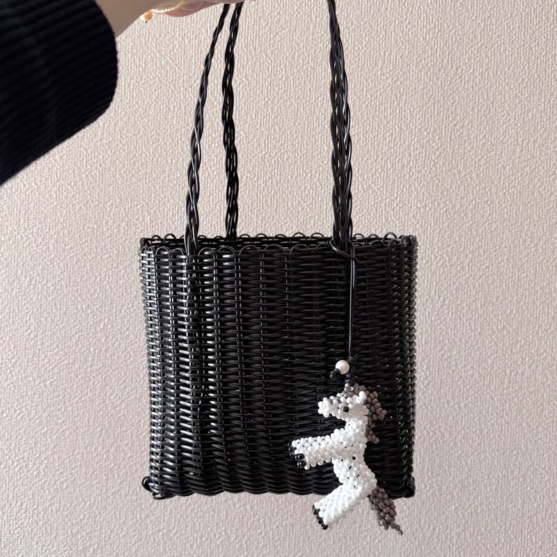 Mikita Kunitsky_Horse Key-Ring (White,Blue,Grey