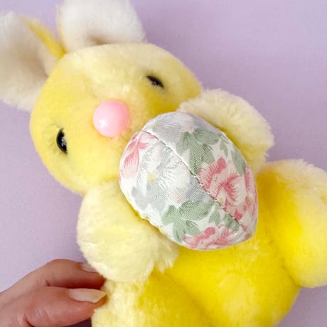vintage stuffed toy_rabbit