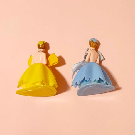 cake topper